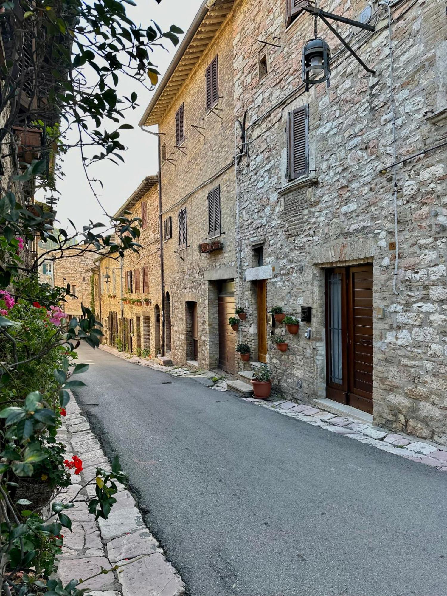 La Perla Di Tamara-Assisi Blu Apartment Exterior foto